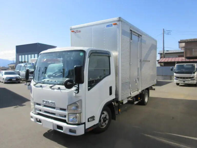 いすゞ エルフ 小型 アルミバン BKG-NLR85AN の中古トラック