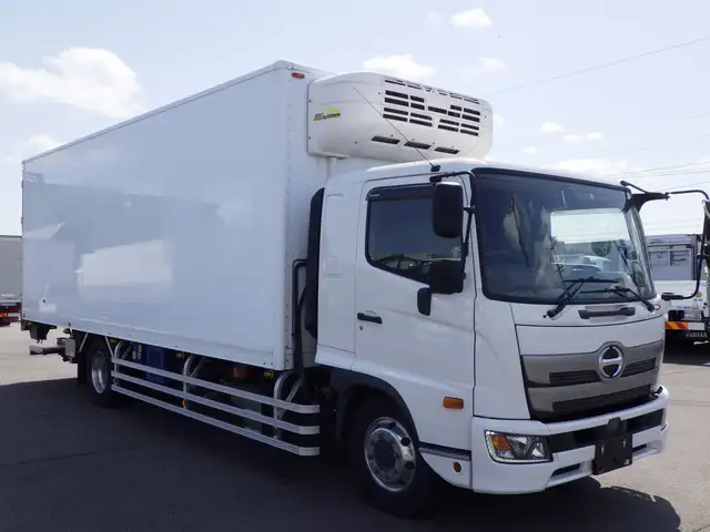 日野 レンジャー 中型/増トン 冷凍冷蔵 低温 パワーゲートの中古トラック画像2