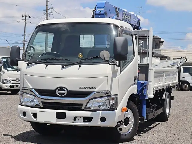 日野 デュトロ 小型 クレーン付 3段 ラジコン の中古トラック【車両No.186195】