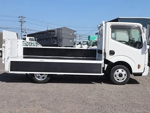 日産 アトラス 小型 平ボディ パワーゲート 床鉄板の中古トラック画像6