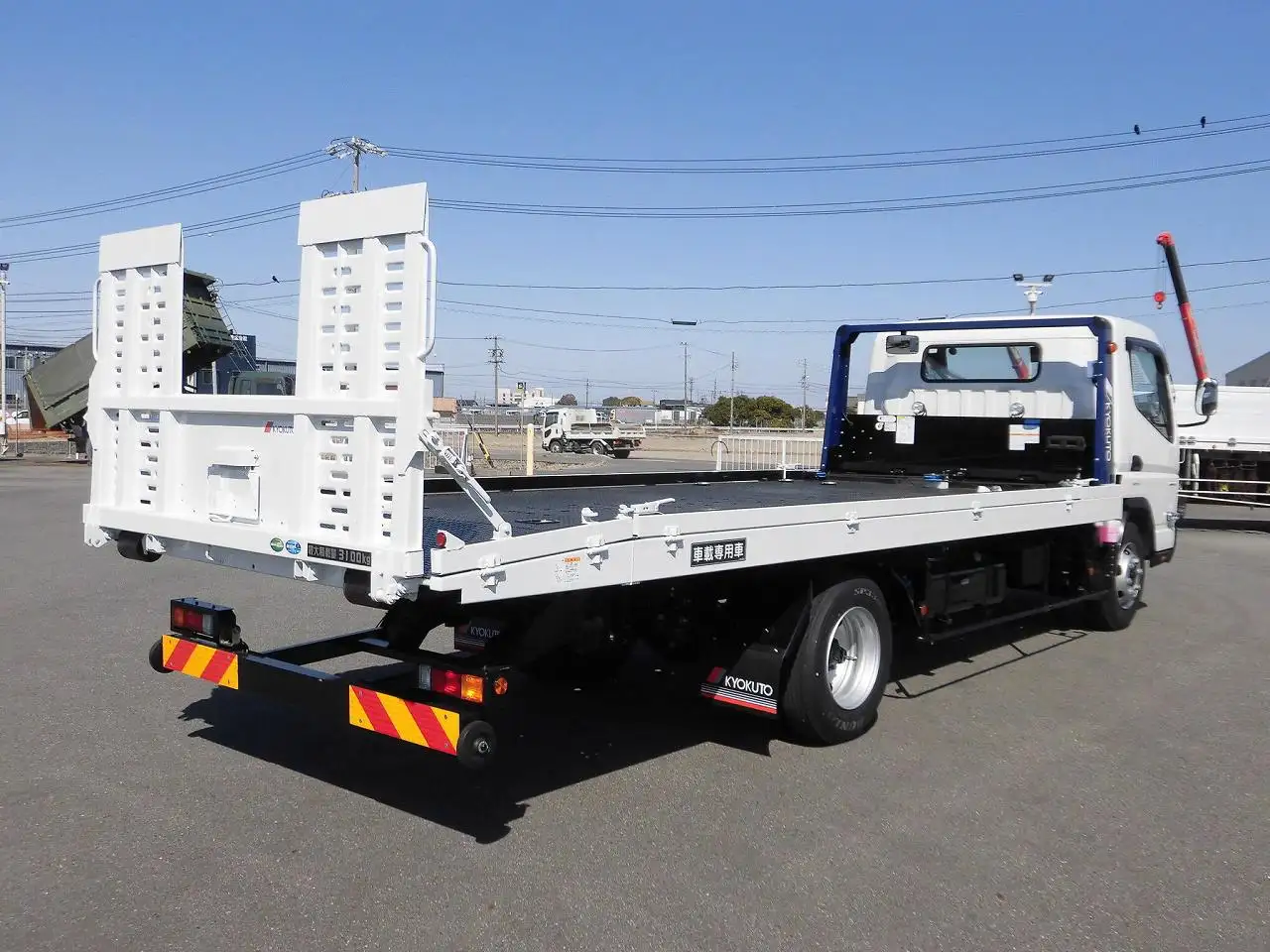 三菱 キャンター 小型 車両重機運搬 ラジコン ウインチの中古トラック画像3