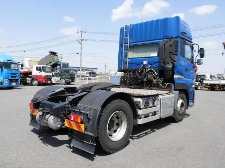 日産UD クオン 大型 トラクター ハイルーフ 1デフの中古トラック画像3