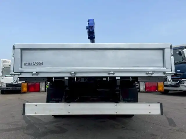 いすゞ エルフ 小型 クレーン付 4段 ラジコンの中古トラック画像4
