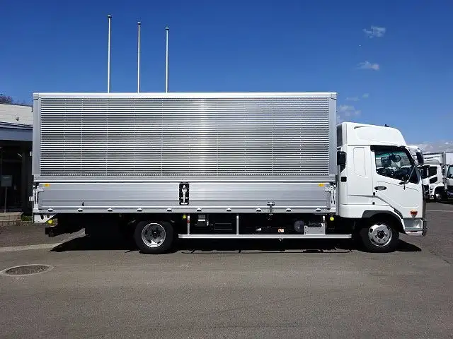 三菱 ファイター 中型/増トン ウイング エアサス ベッドの中古トラック画像3