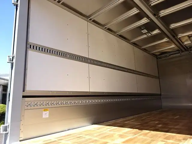 三菱 ファイター 中型/増トン ウイング エアサス ベッドの中古トラック画像9