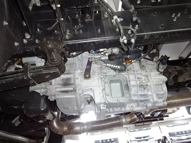 三菱 ファイター 中型/増トン ウイング エアサス ベッドの中古トラック画像16