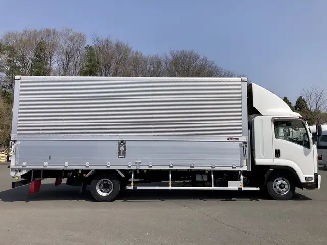 いすゞ フォワード 中型/増トン ウイング ベッド TKG-FRR90S2の中古トラック画像3