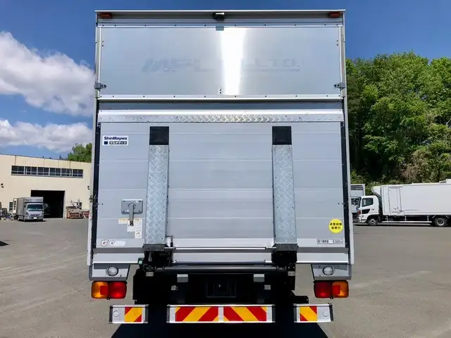 日野 レンジャー 中型/増トン アルミバン パワーゲート ベッドの中古トラック画像4