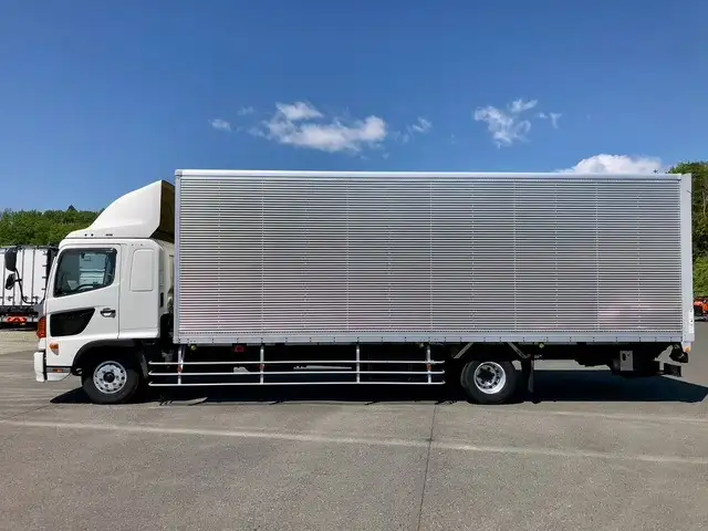 日野 レンジャー 中型/増トン アルミバン パワーゲート ベッドの中古トラック画像5