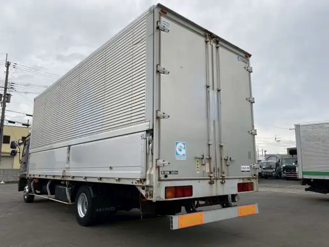 日野 レンジャー 中型/増トン ウイング エアサス ベッドの中古トラック画像4