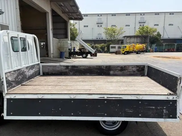 いすゞ エルフ 小型 平ボディ TRG-NJR85A H31/R1の中古トラック画像7