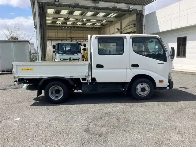 日野 デュトロ 小型 平ボディ Wキャブ TKG-XZU605Mの中古トラック画像3