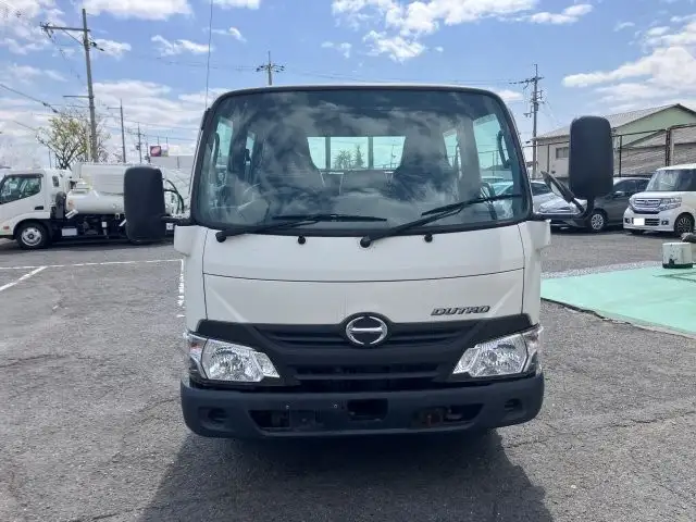 日野 デュトロ 小型 平ボディ Wキャブ TKG-XZU605Mの中古トラック画像2