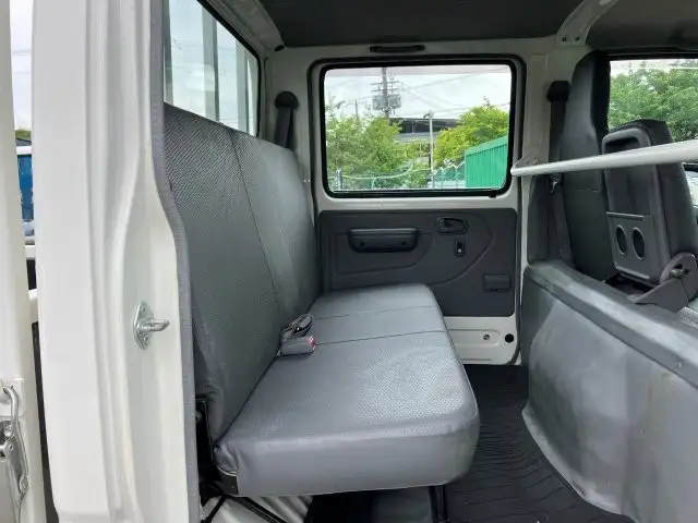 日野 デュトロ 小型 平ボディ Wキャブ TKG-XZU605Mの中古トラック画像8