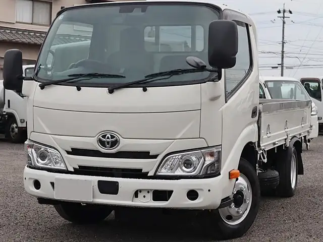 トヨタ ダイナ 小型 平ボディ 2RG-XZC605 R3 の中古トラック【車両No.186668】