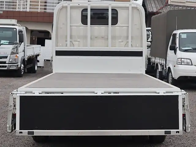 トヨタ ダイナ 小型 平ボディ 2RG-XZC605 R3の中古トラック画像8