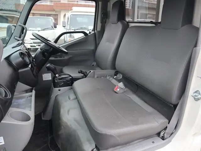 トヨタ ダイナ 小型 平ボディ 2RG-XZC605 R3の中古トラック画像12