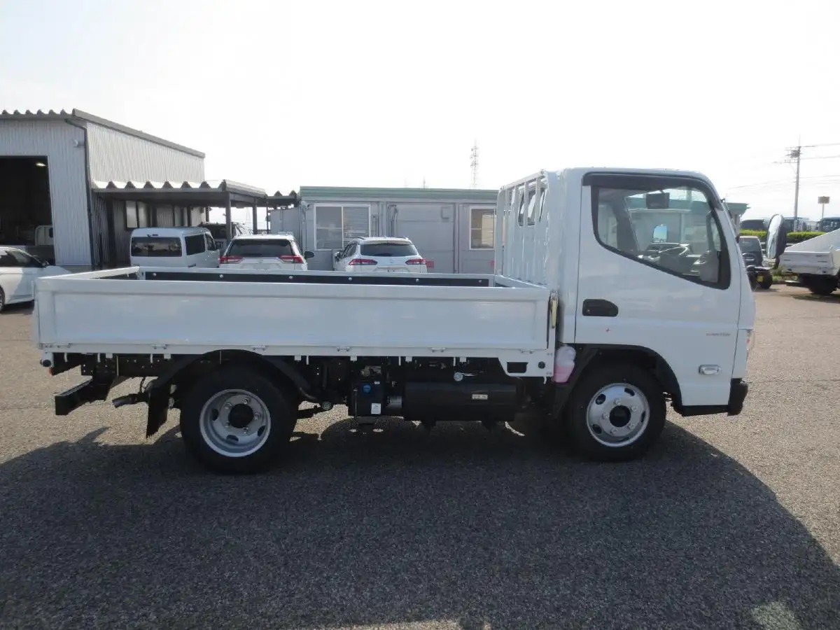 三菱 キャンター 小型 平ボディ 2RG-FBAV0 R6の中古トラック画像4