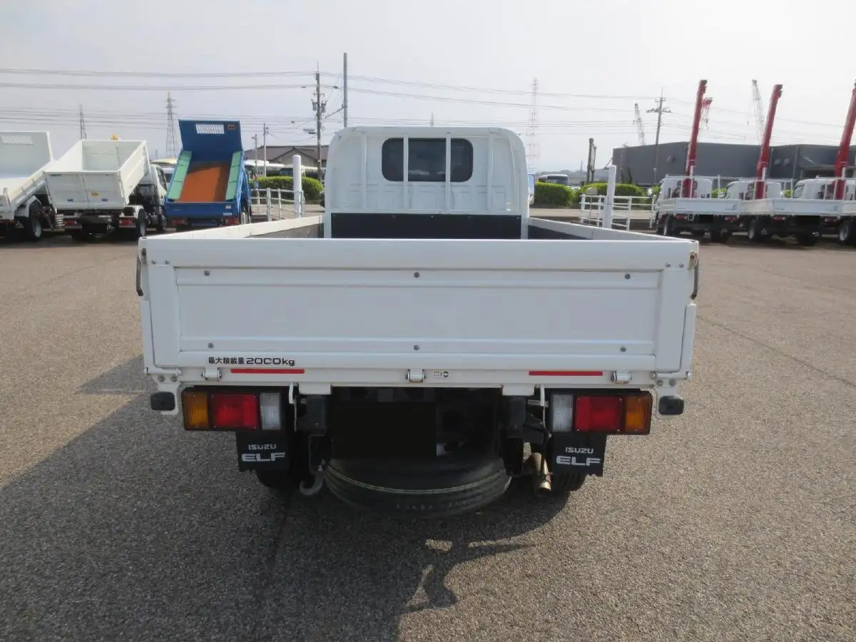 いすゞ エルフ 小型 平ボディ 2RG-NJR88A R2の中古トラック画像6