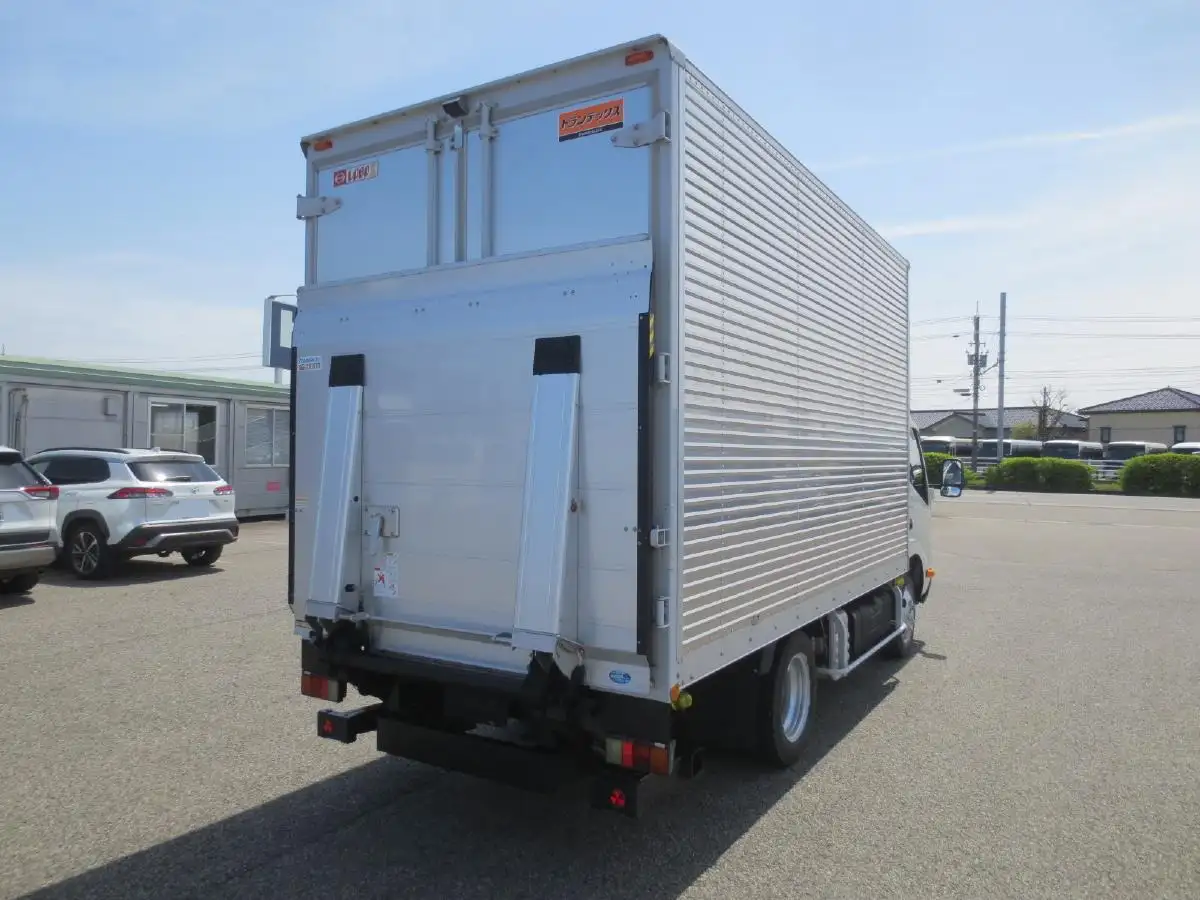 日野 デュトロ 小型 アルミバン パワーゲート 2RG-XZU645Mの中古トラック画像5