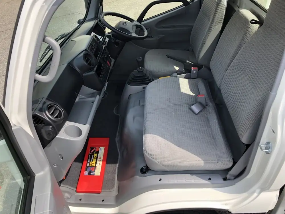 トヨタ ダイナ 小型 平ボディ QDF-KDY231 R2の中古トラック画像11