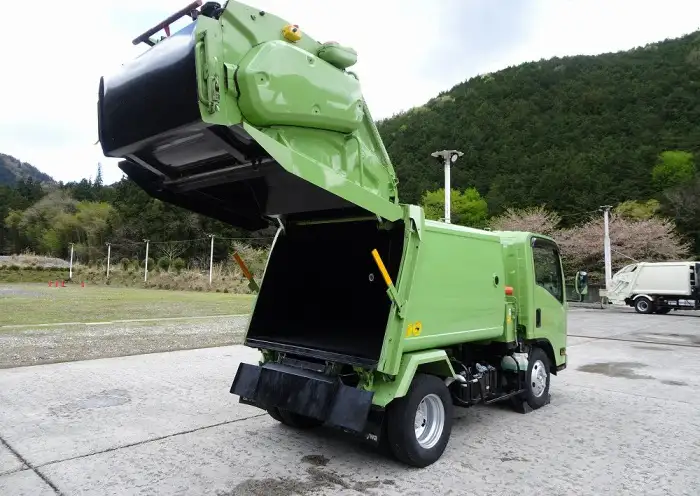 いすゞ エルフ 小型 パッカー車 巻き込み式 回転ダンプ式の中古トラック画像3