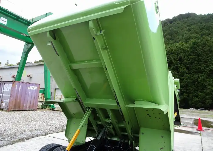 いすゞ エルフ 小型 パッカー車 巻き込み式 回転ダンプ式の中古トラック画像10