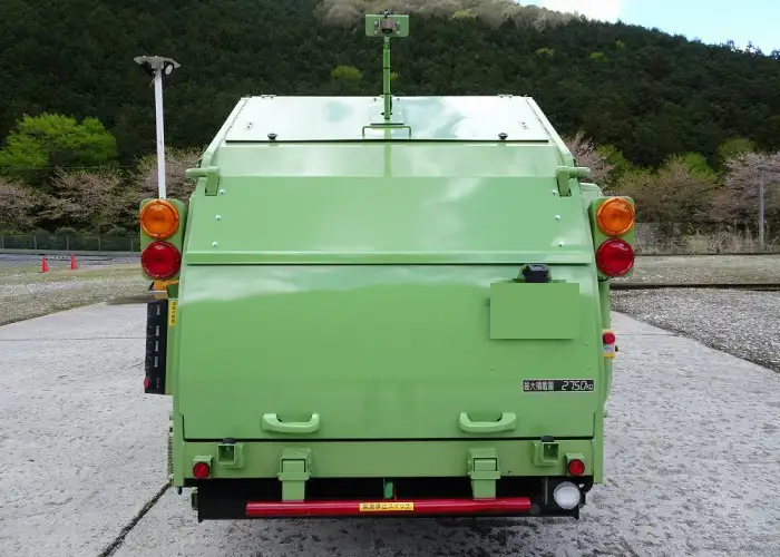 いすゞ エルフ 小型 パッカー車 巻き込み式 回転ダンプ式の中古トラック画像4