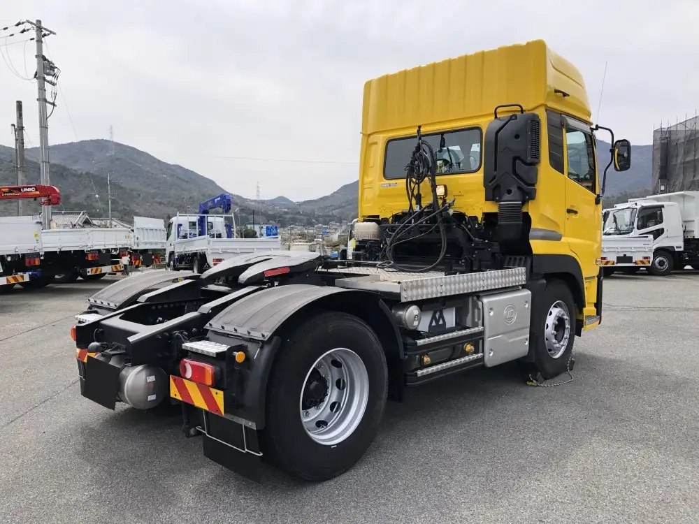 日産UD クオン 大型 トラクター ハイルーフ 1デフの中古トラック画像4
