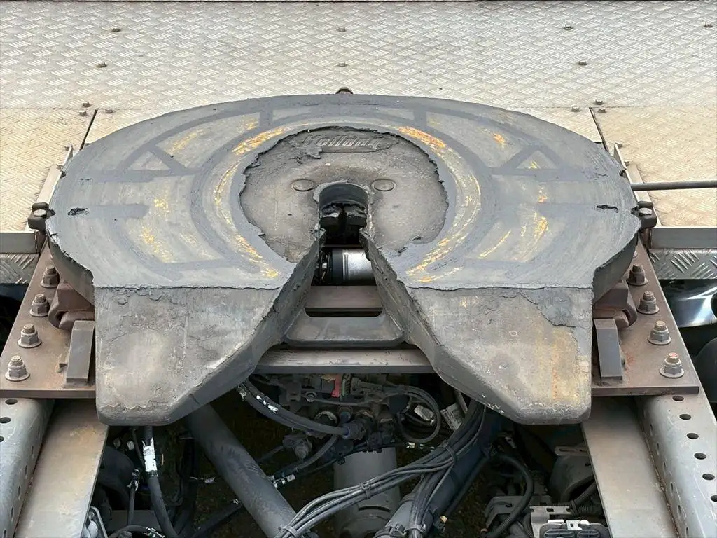 ボルボ トラック 大型 トラクター ハイルーフ 1デフの中古トラック画像10