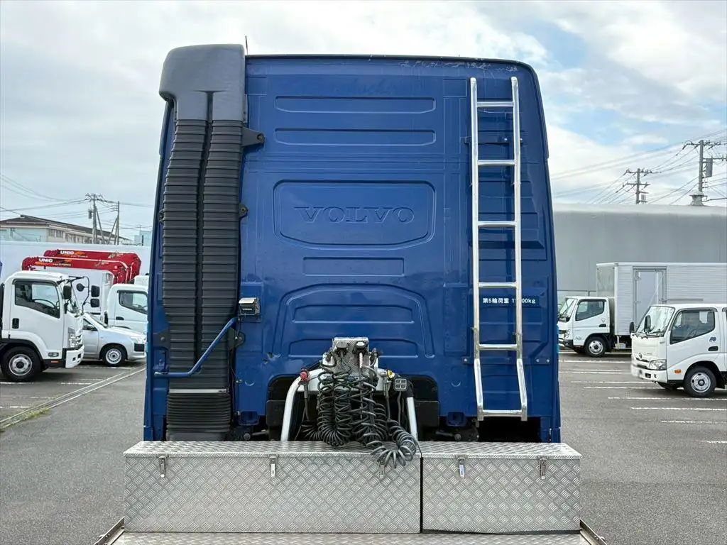 ボルボ トラック 大型 トラクター ハイルーフ 1デフの中古トラック画像7
