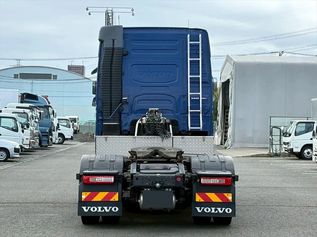 ボルボ トラック 大型 トラクター ハイルーフ 1デフの中古トラック画像4