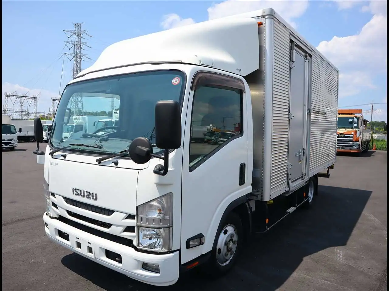 いすゞ エルフ 小型 アルミバン サイドドア TRG-NPR85AN の中古トラック【車両No.186765】