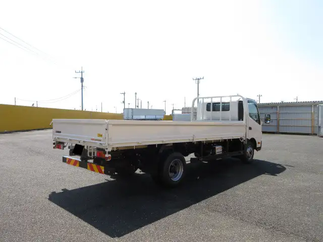日野 デュトロ 小型 平ボディ 2KG-XZU720M R5の中古トラック画像5