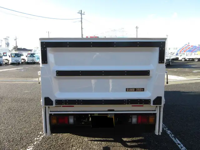 いすゞ エルフ 小型 平ボディ パワーゲート 床鉄板の中古トラック画像4