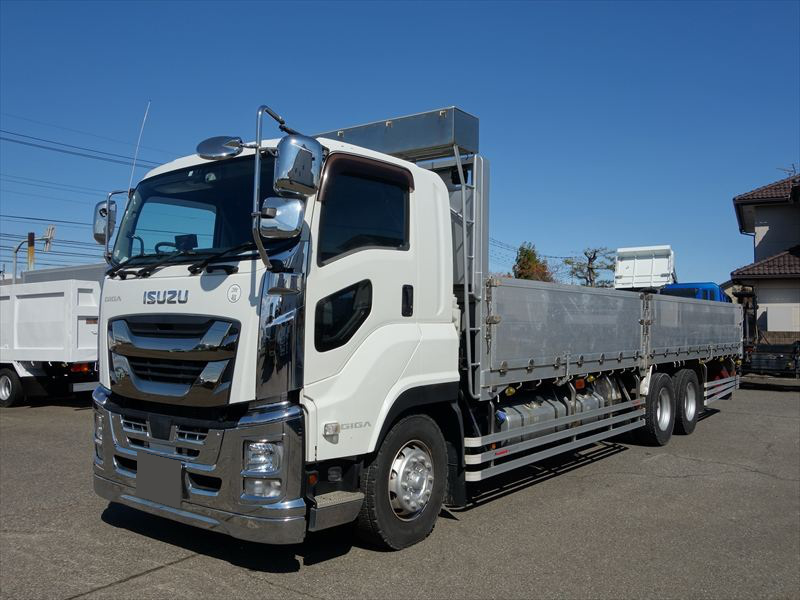 いすゞ ギガ 大型 平ボディ QKG-CYL77B