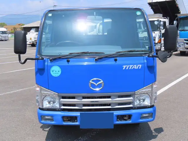 マツダ タイタン 小型 平ボディ BDG-LKR85A H20の中古トラック画像2