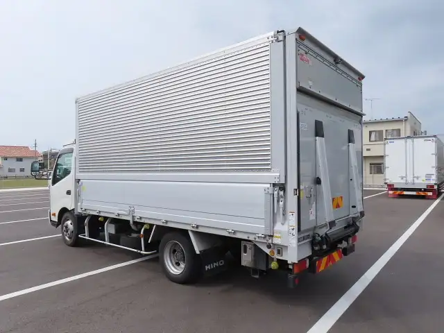 日野 デュトロ 小型 ウイング パワーゲート 2RG-XZU712Mの中古トラック画像6