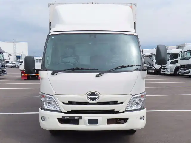 日野 デュトロ 小型 ウイング パワーゲート 2RG-XZU712Mの中古トラック画像2