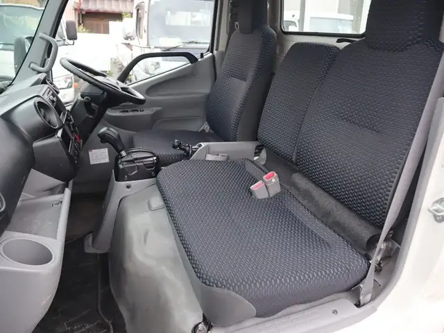 トヨタ トヨエース 小型 平ボディ 2RG-XZC605 R2の中古トラック画像12