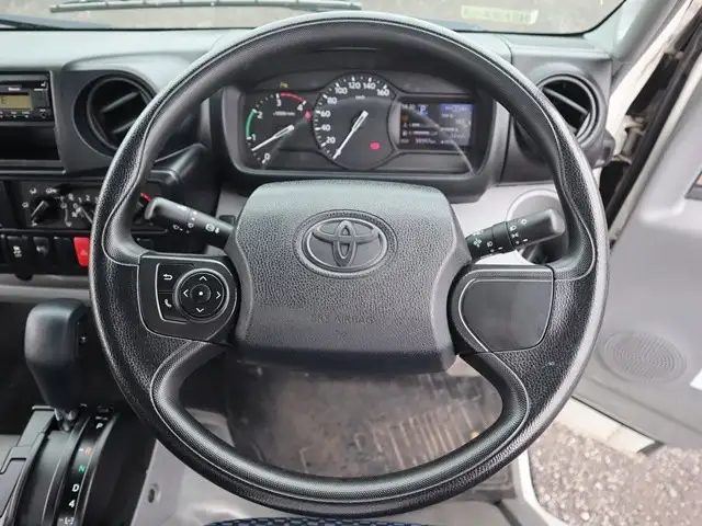 トヨタ トヨエース 小型 平ボディ 2RG-XZC605 R2の中古トラック画像13