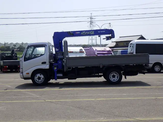 トヨタ ダイナ 小型 クレーン付 3段 ラジコンの中古トラック画像4
