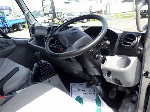 トヨタ ダイナ 小型 クレーン付 3段 ラジコンの中古トラック画像12