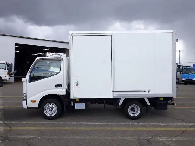 トヨタ ダイナ 小型 アルミバン サイドドア QDF-KDY231の中古トラック画像5