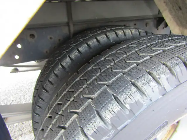 いすゞ エルフ 小型 冷凍冷蔵 低温 床ステンの中古トラック画像20