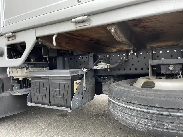 いすゞ エルフ 小型 平ボディ TKG-NJR85A H26の中古トラック画像像17