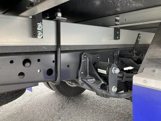 いすゞ エルフ 小型 冷凍冷蔵 低温 2室の中古トラック画像像17
