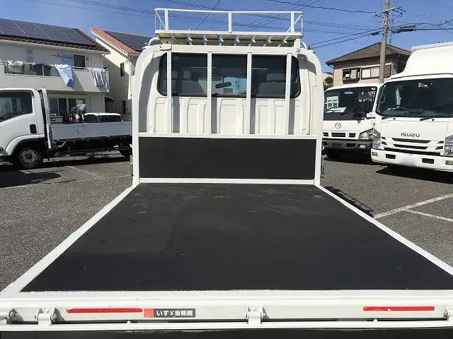 いすゞ エルフ 小型 平ボディ Wキャブ TRG-NJR85Aの中古トラック画像8