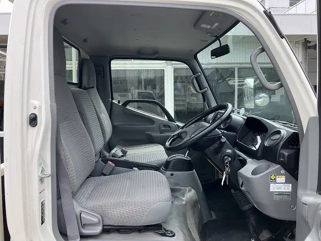 トヨタ ダイナ 小型 平ボディ QDF-KDY221 H29の中古トラック画像11