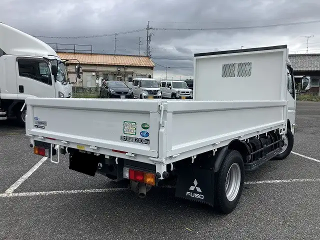 三菱 キャンター 小型 平ボディ 床鉄板 2RG-FEA20の中古トラック画像4